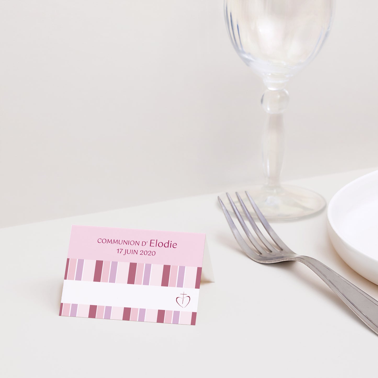 Marque-place Communion 2 volets Profession de Foi - Fille photo N° 2