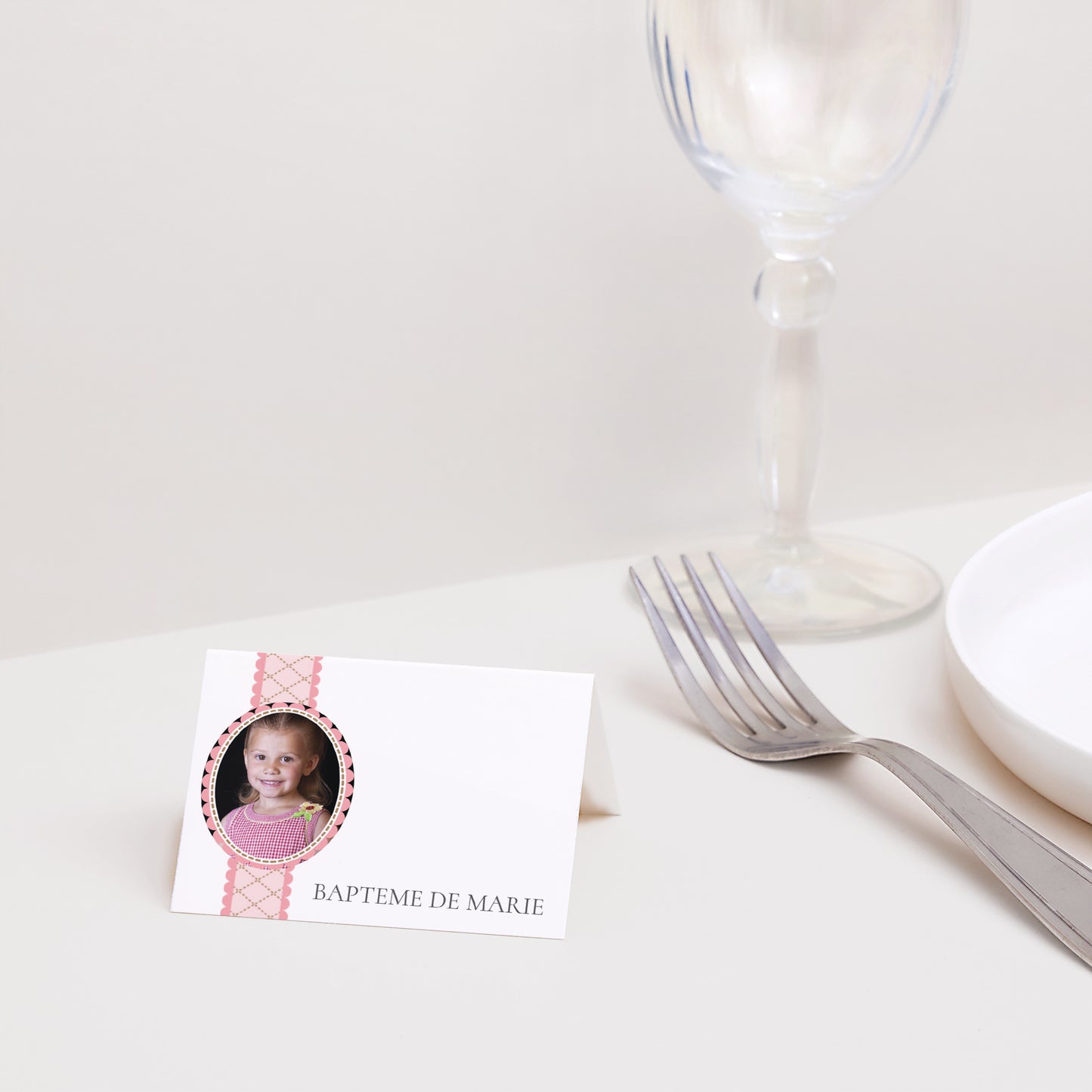 Marque-place Baptême 2 volets Baptême Rétro - Fille photo N° 2