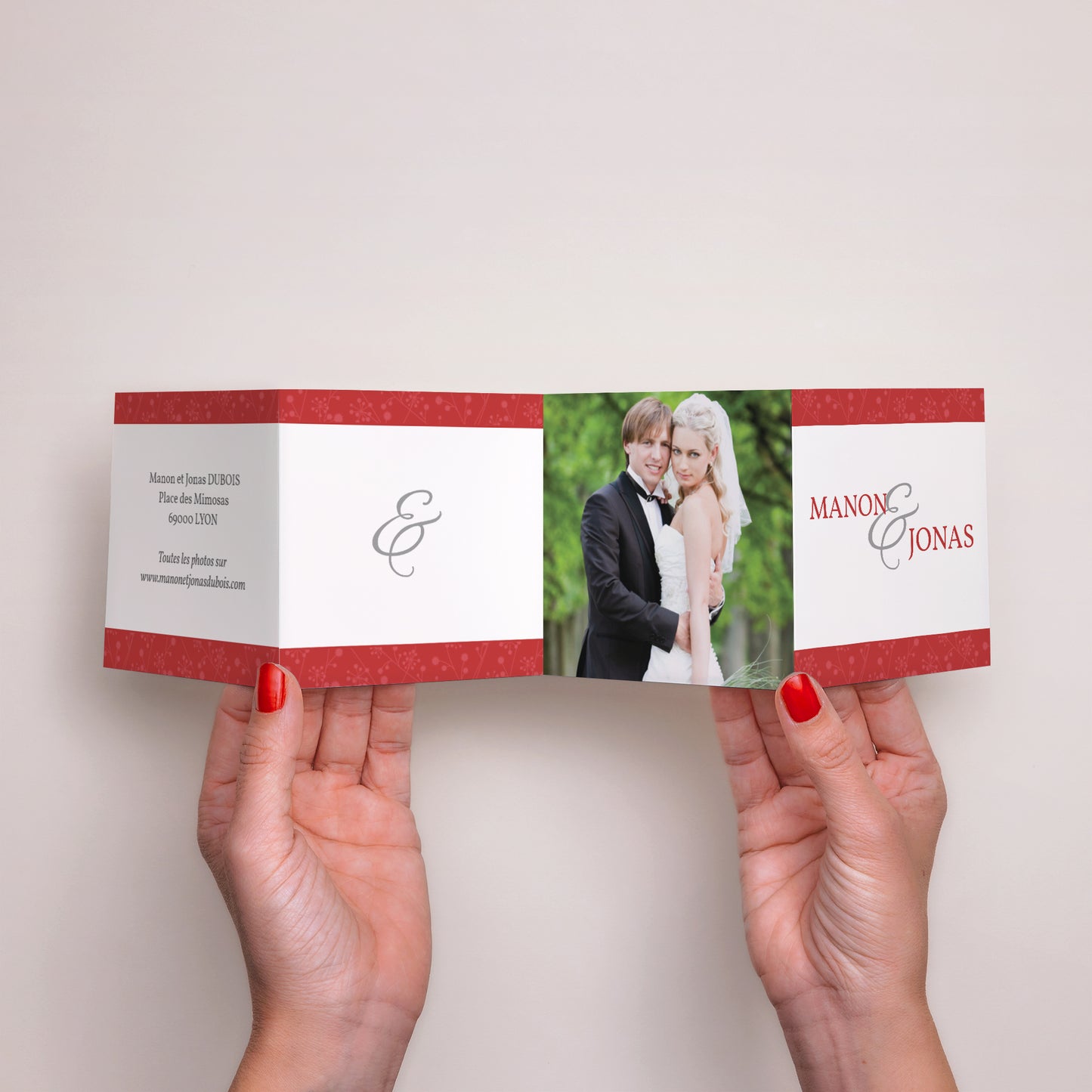 Remerciements Mariage Accordéon Multi-photos et coeurs rouges photo N° 3