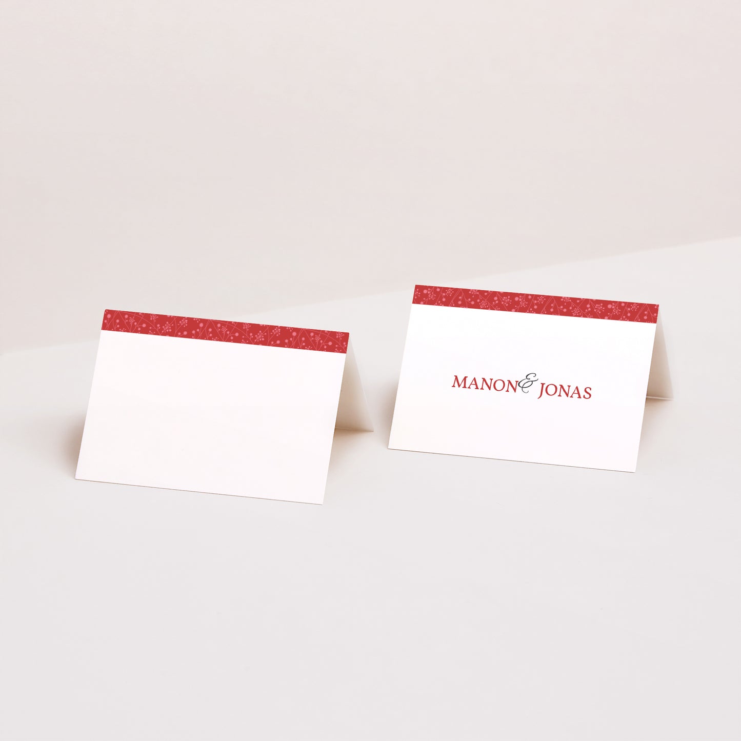 Marque-place Mariage 2 volets Multi-photos et coeurs rouges photo N° 1
