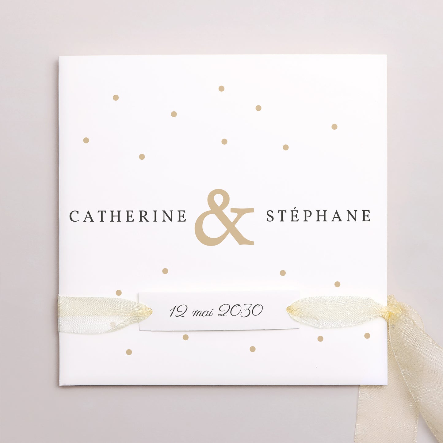 Faire-part Mariage Pochette carrée, 3 cartes, étiquette Touches d'or photo N° 1