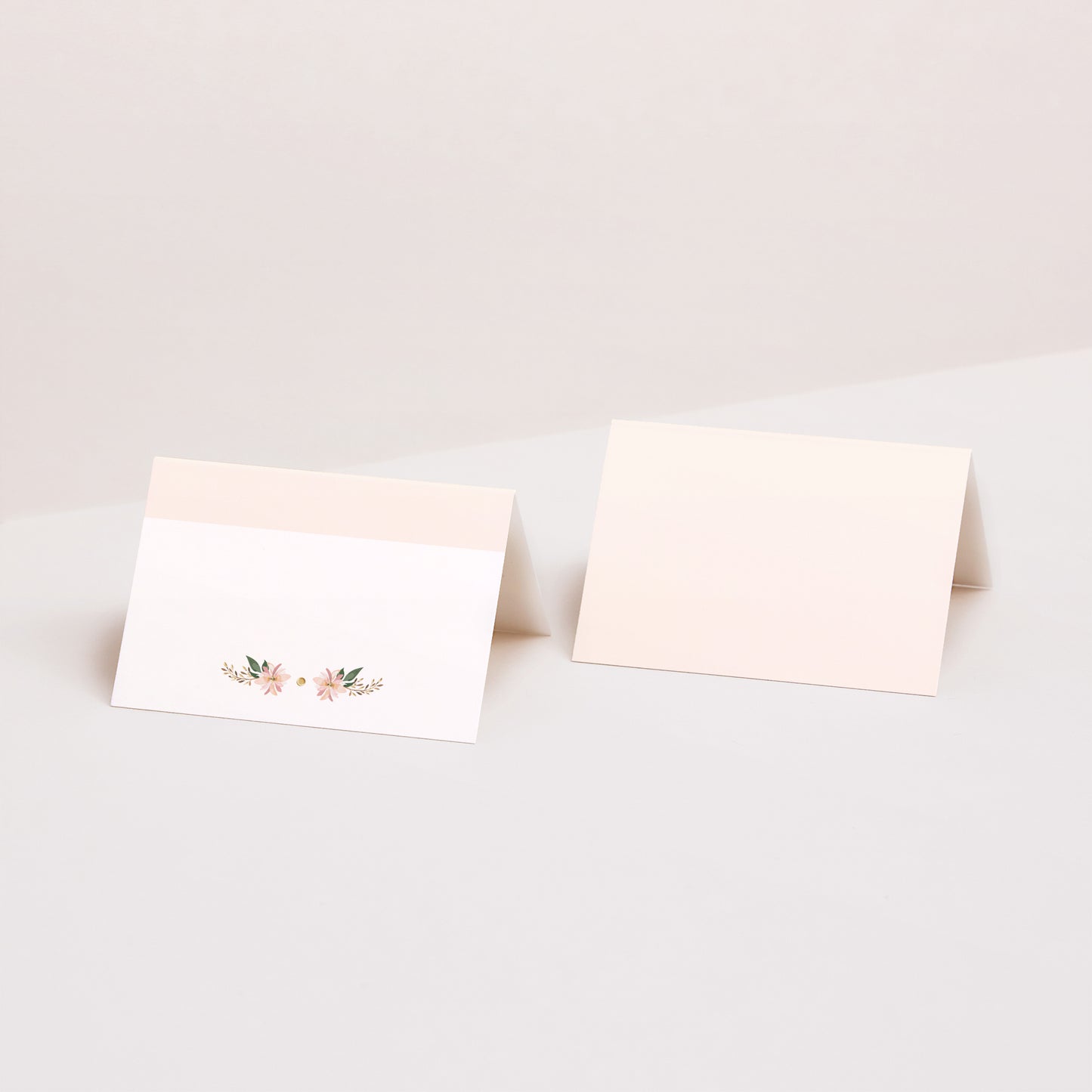 Marque-place Mariage 2 volets Douceur des fleurs photo N° 1