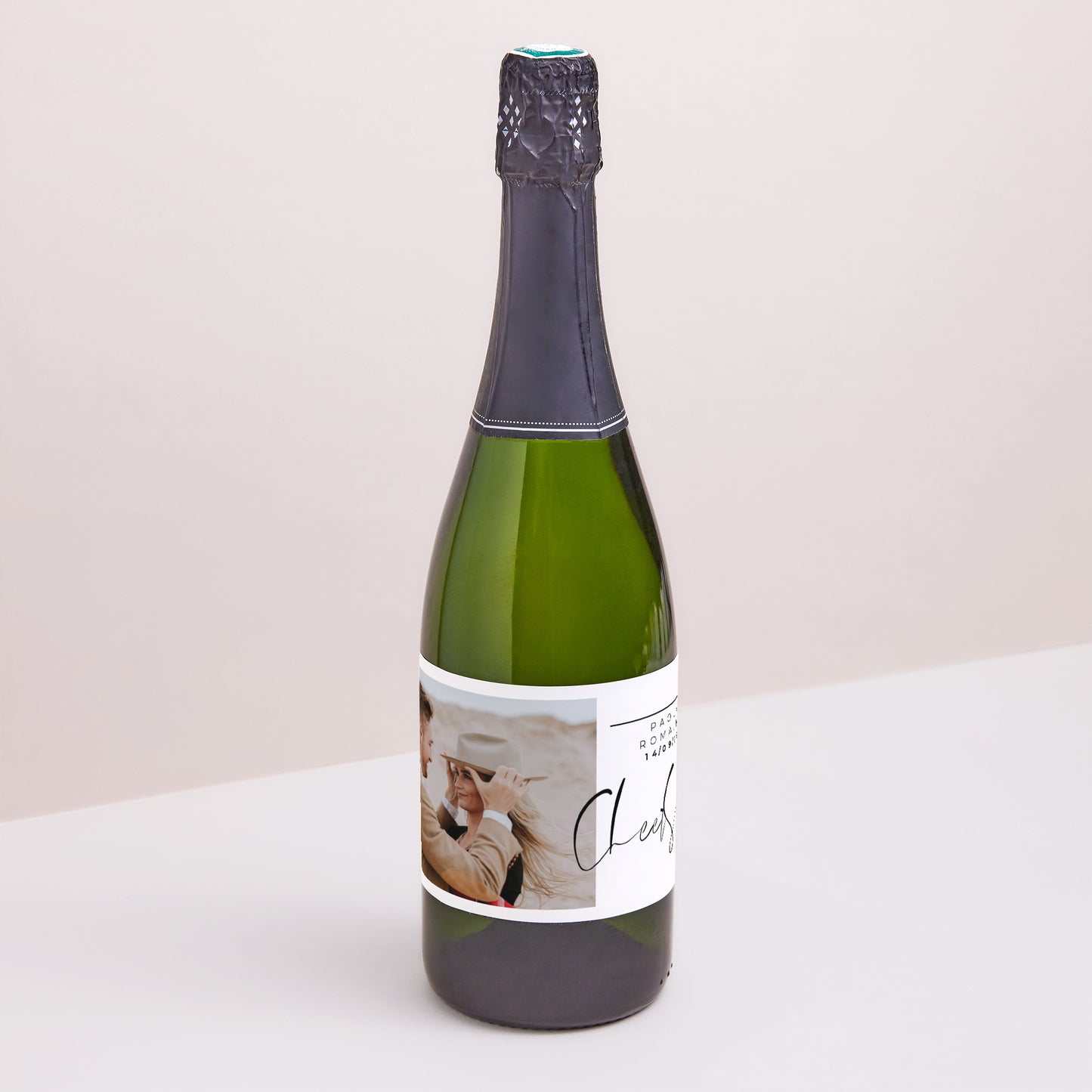 Etiquette bouteille Mariage Paysage Typo Manuscrite photo N° 1