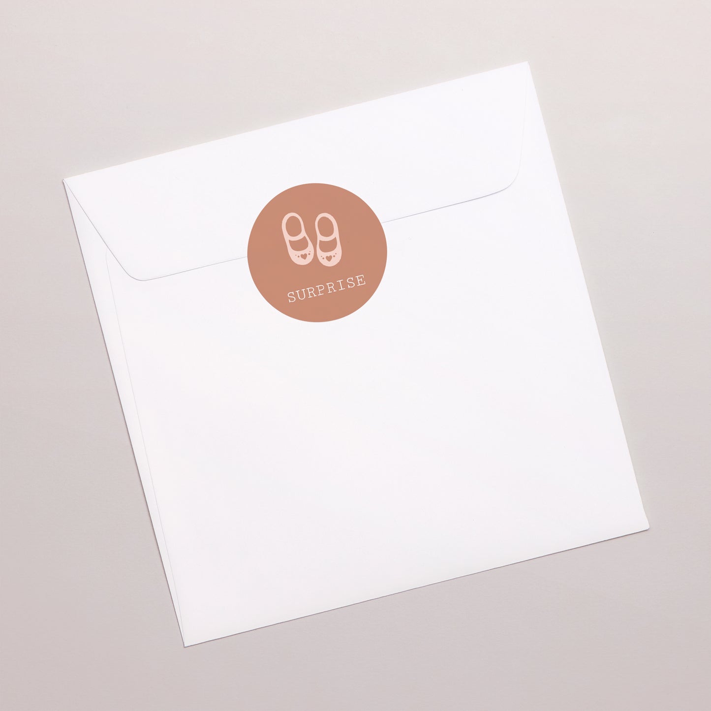 Sticker Naissance Rond Robe rose, photos, marque-page photo N° 3
