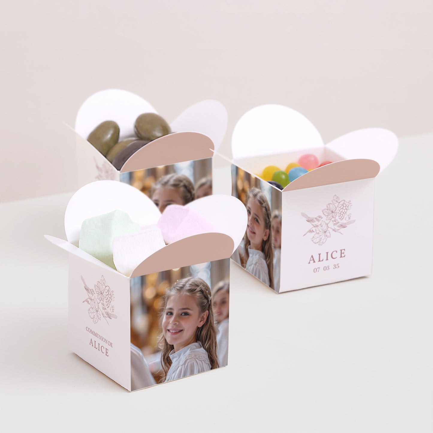 Boîte à dragées Communion Ouverture papillon Oiseaux et Photo, vigne, rose photo N° 3