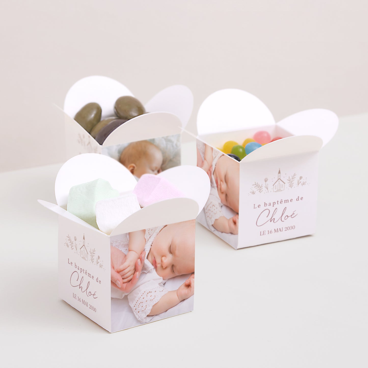 Boîte à dragées Baptême Ouverture papillon Eglise crayonnée rose photo N° 3