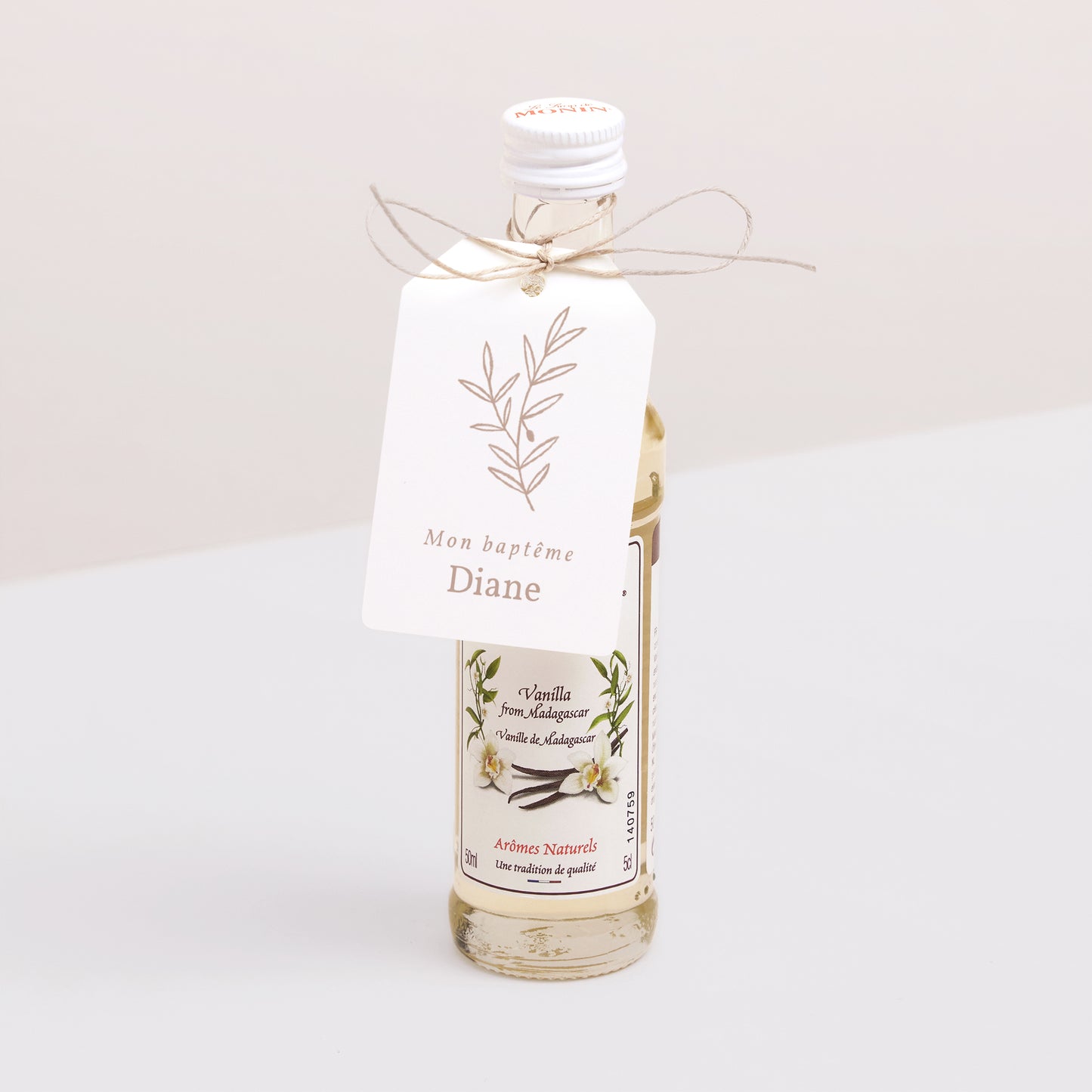 Etiquette perforée Baptême Fanion Eglise crayonnée rose photo N° 3