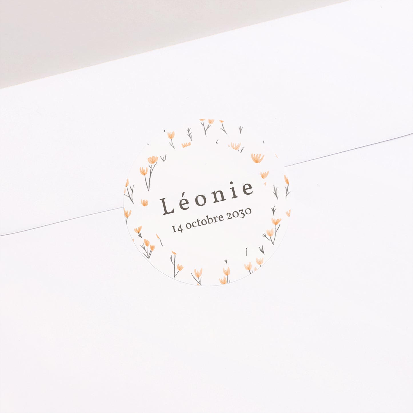 Sticker Baptême Rond Liberty fleurs orange photo N° 1