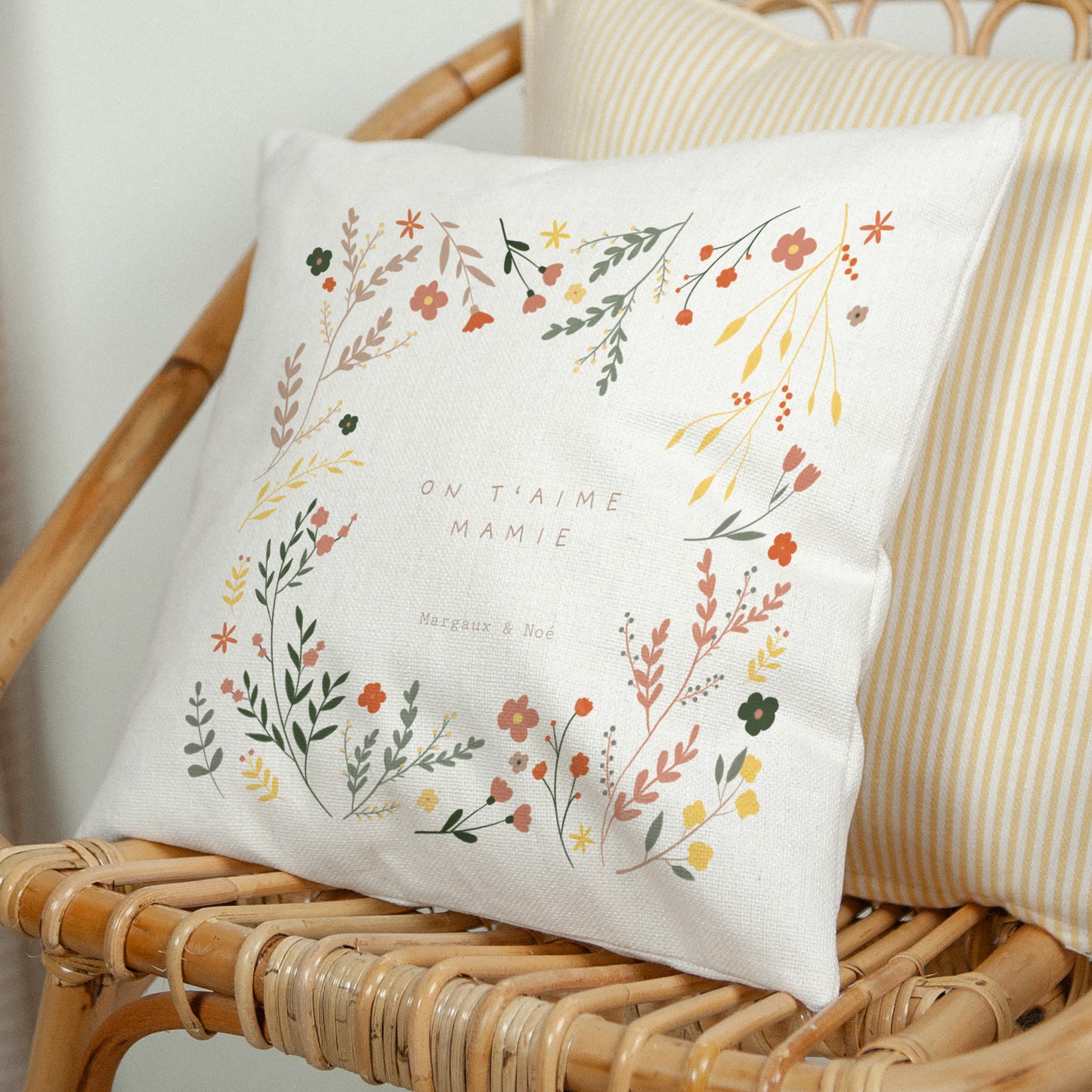 Coussin Objets Beige naturel Fleurs du Coeur photo N° 1