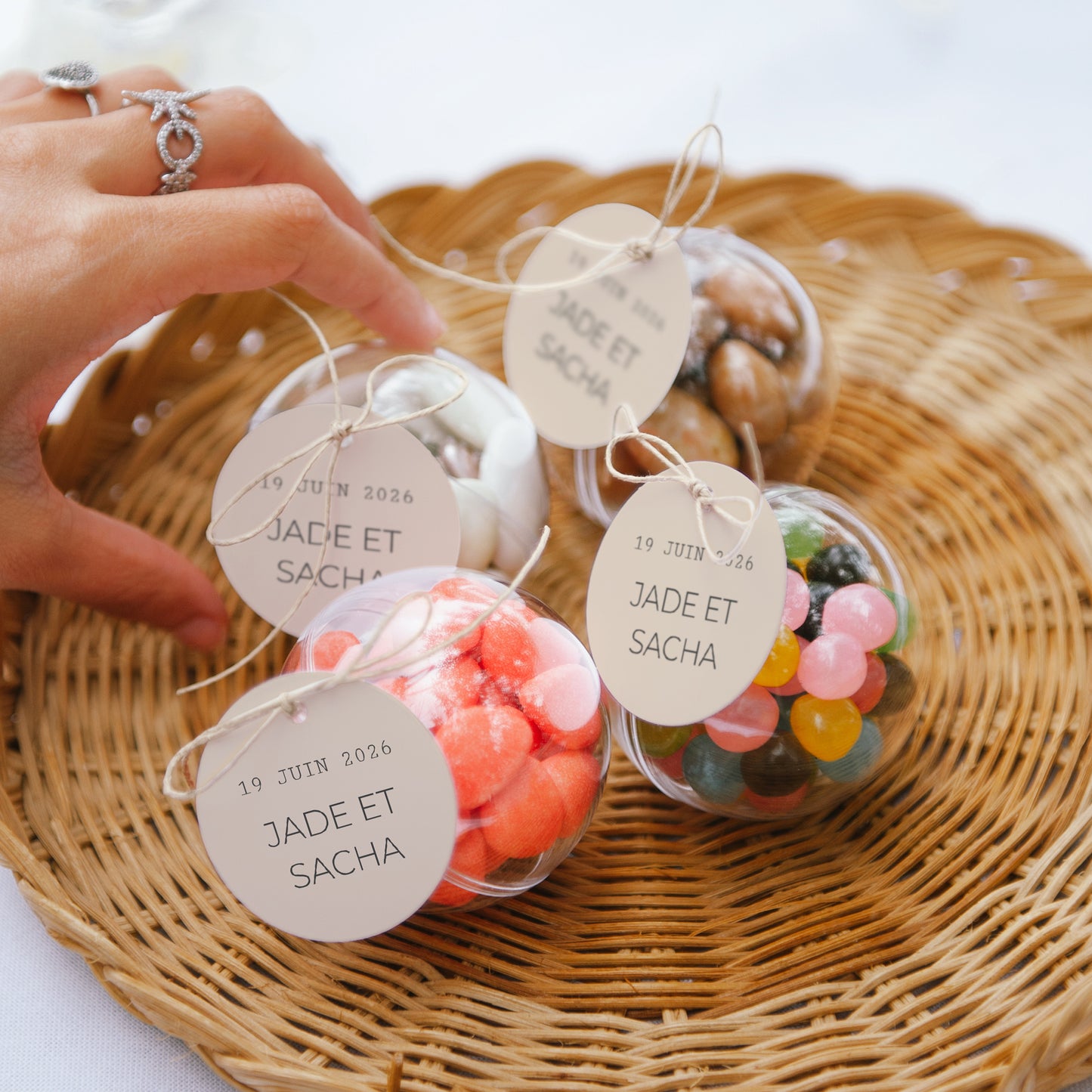 Boîte à dragées Mariage boule avec étiquette ronde Le voyage d'une vie photo N° 2