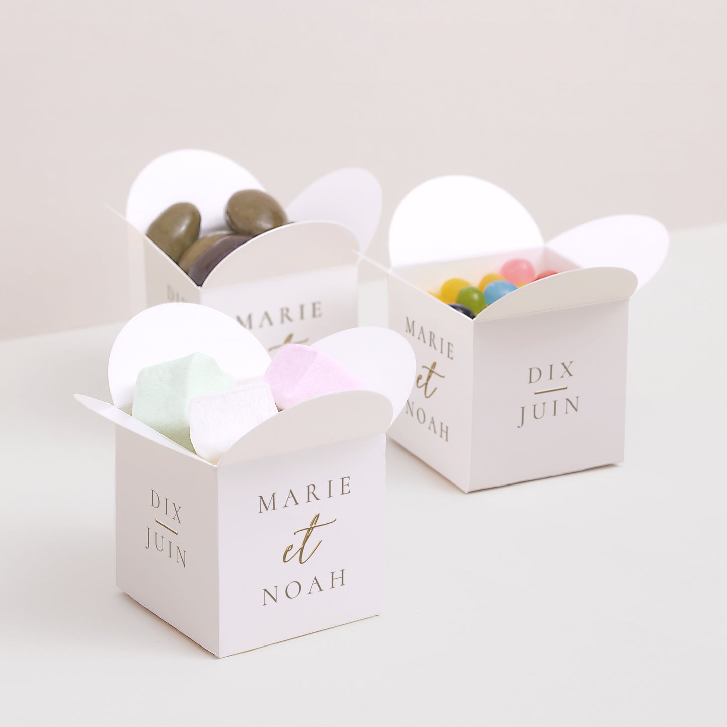 Boîte à dragées Mariage Ouverture papillon Dorure élégante photo N° 3