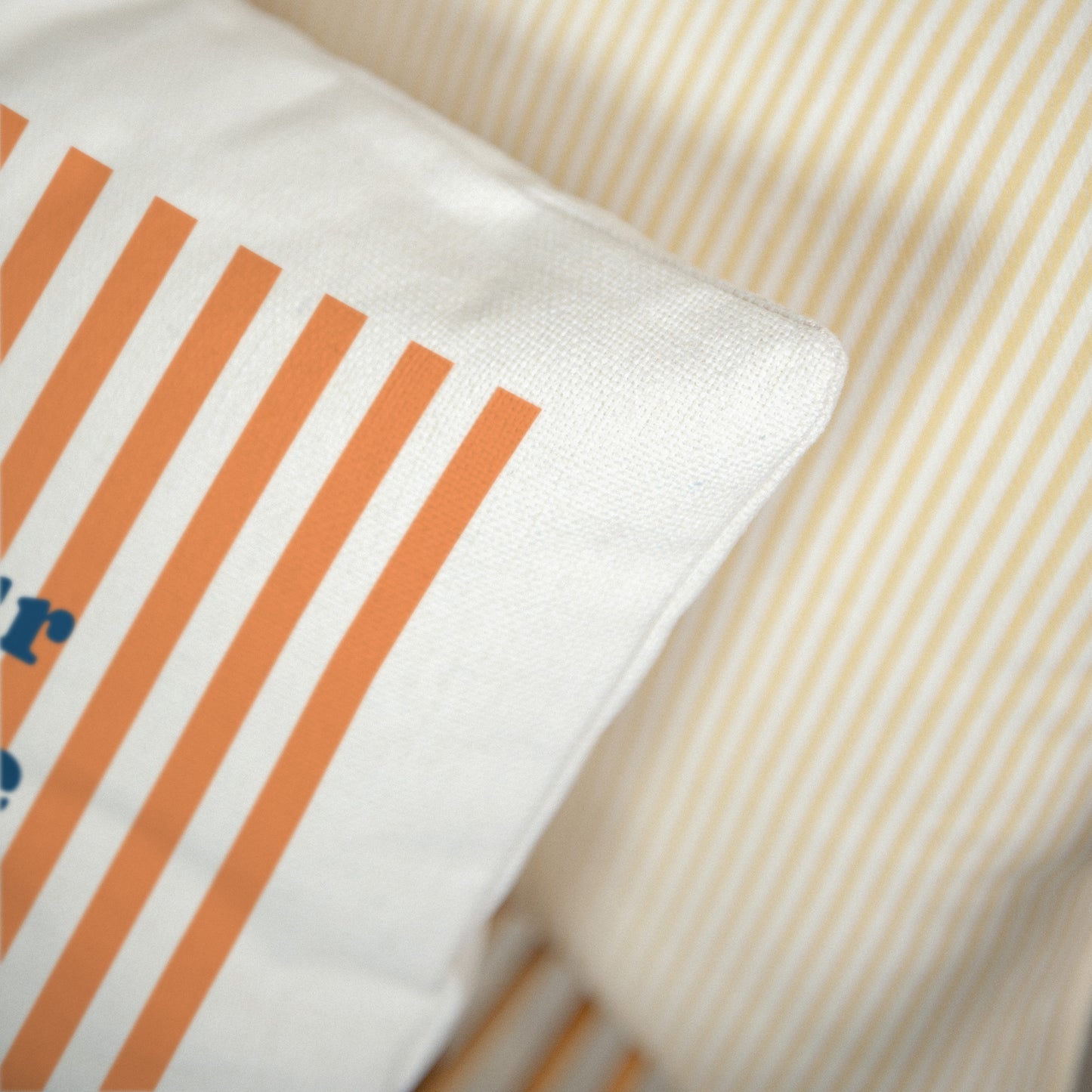 Coussin Objets Beige naturel L'amour à la plage orange photo N° 3