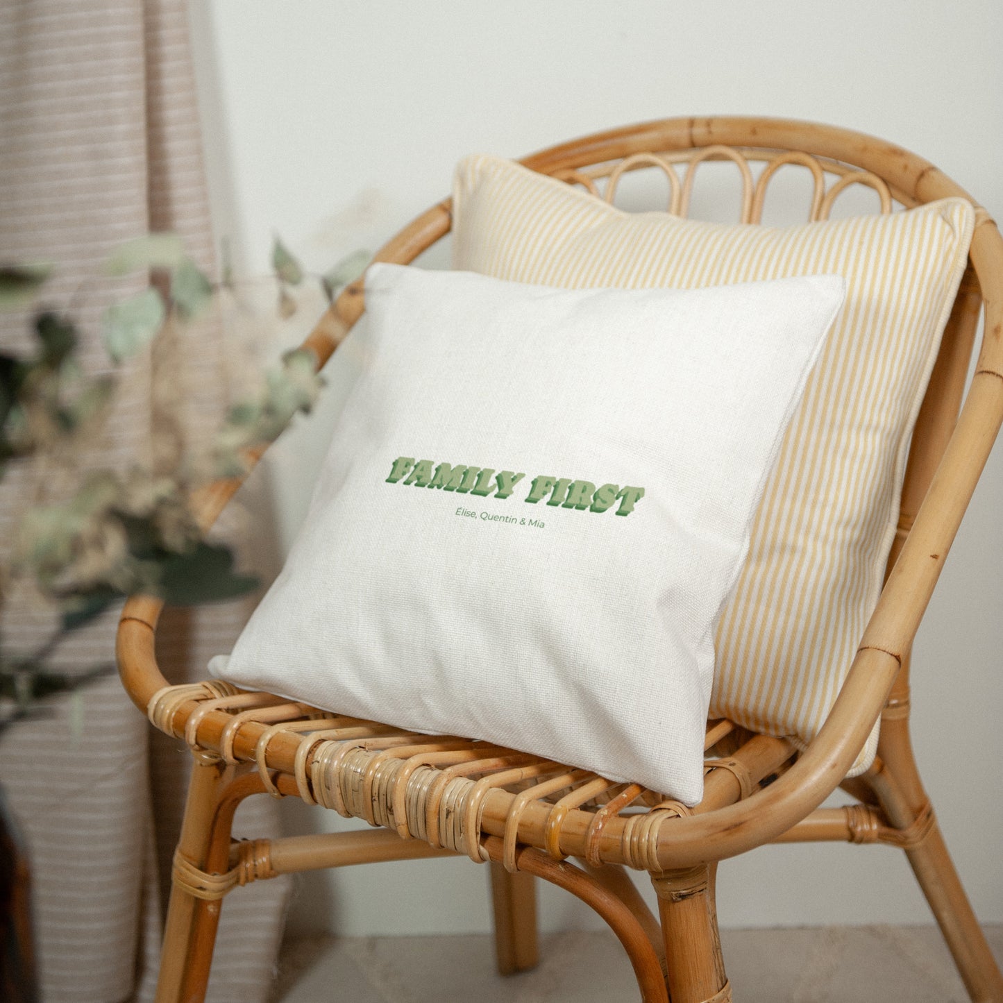 Coussin Objets Beige naturel Family first photo N° 2