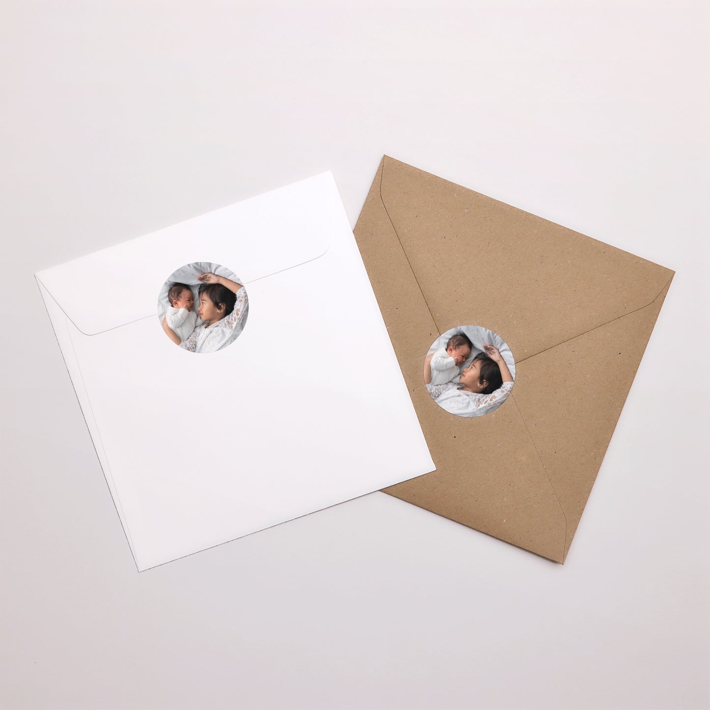 Sticker Naissance Rond Epuré Kraft photo N° 3