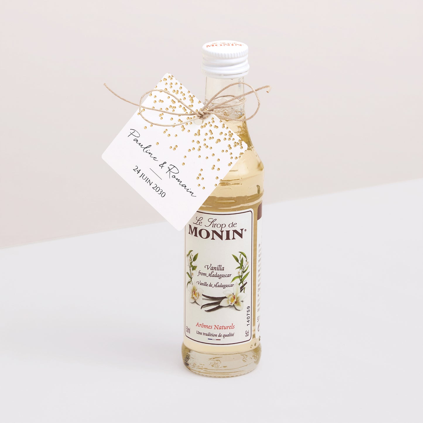 Etiquette perforée Mariage Carrée Confettis photo N° 3