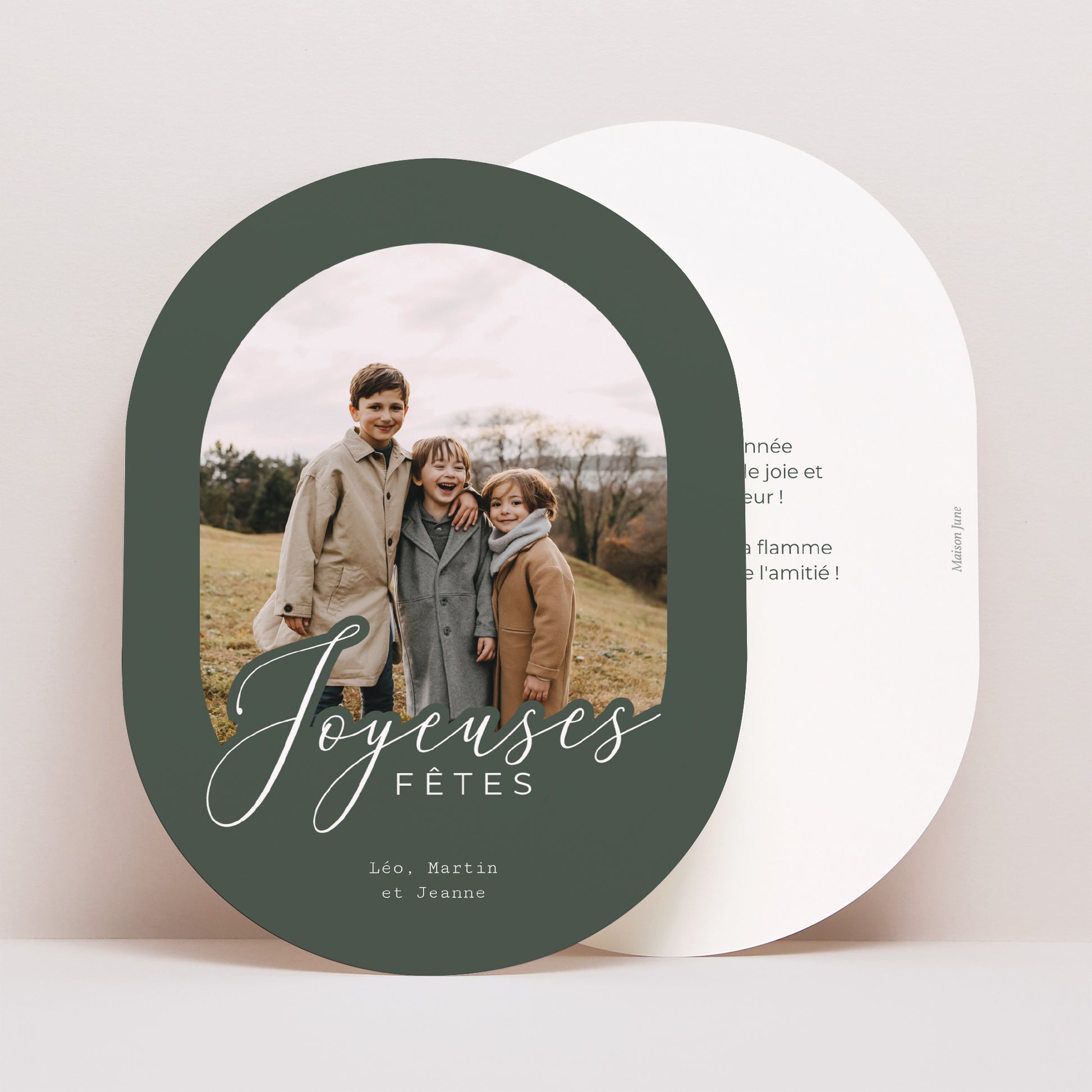 Carte de Noel Fin d'année Ovale Douce célébration photo N° 1