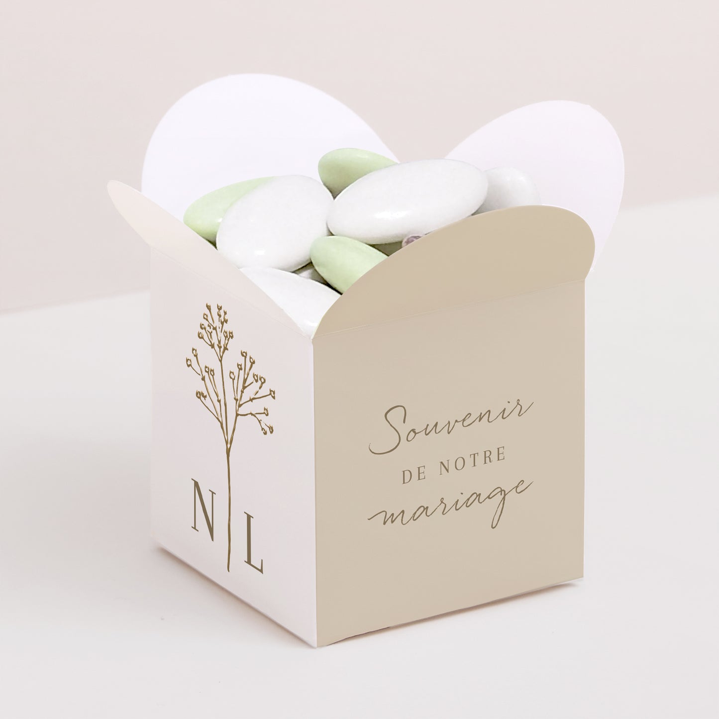 Boîte à dragées Mariage Ouverture papillon Gypsophile élégant photo N° 1