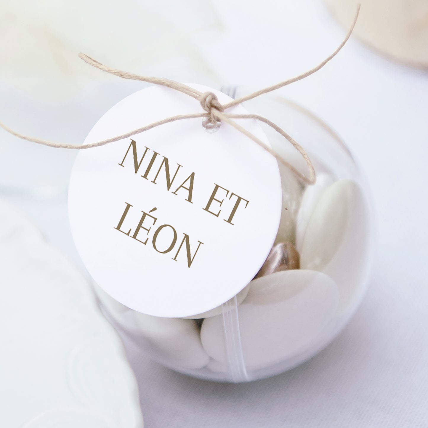 Boîte à dragées Mariage boule avec étiquette ronde Gypsophile élégant photo N° 1