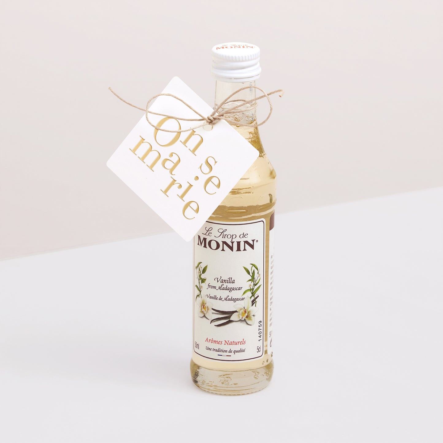 Etiquette perforée Mariage Carrée On se marie II photo N° 3