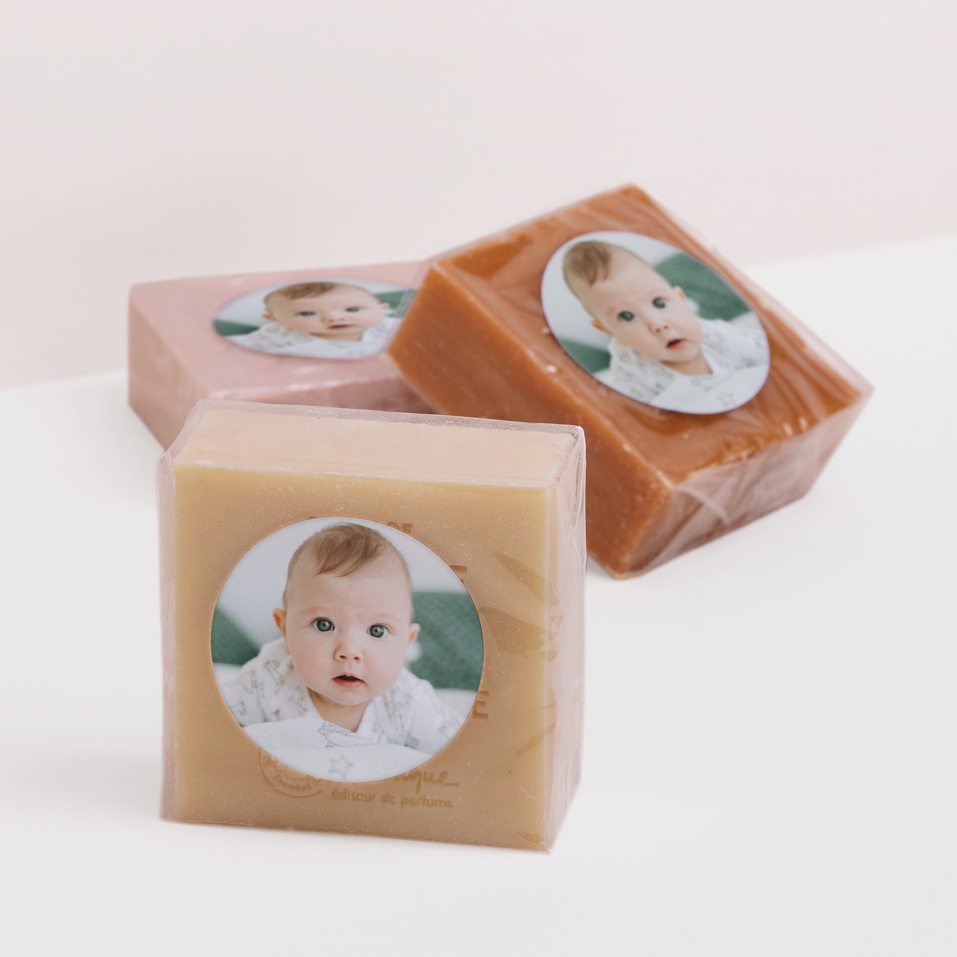 Sticker Baptême Rond Petite pousse photo N° 2