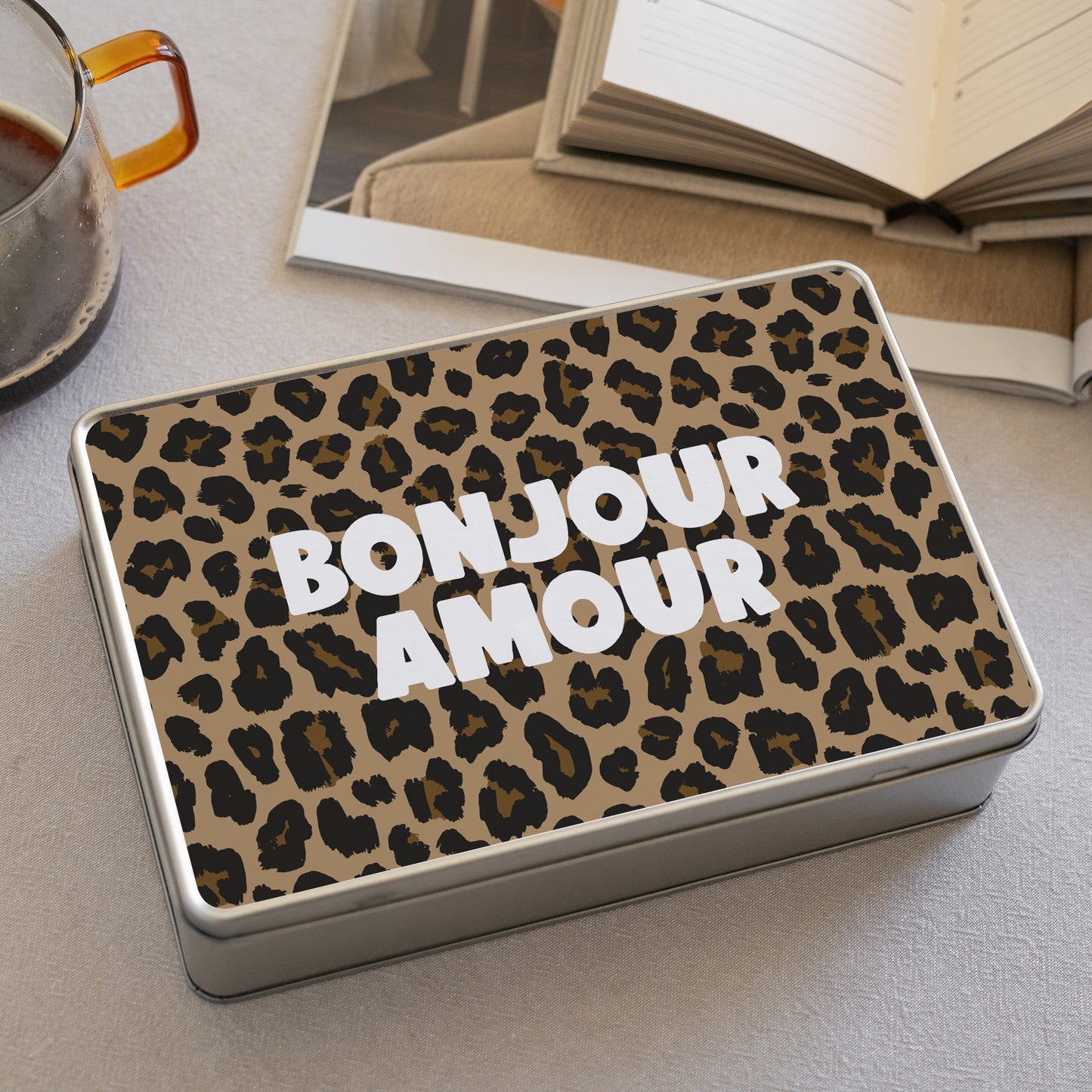Boite métallique rectangle, garnie de chocolats Bonjour amour léopard photo N° 2