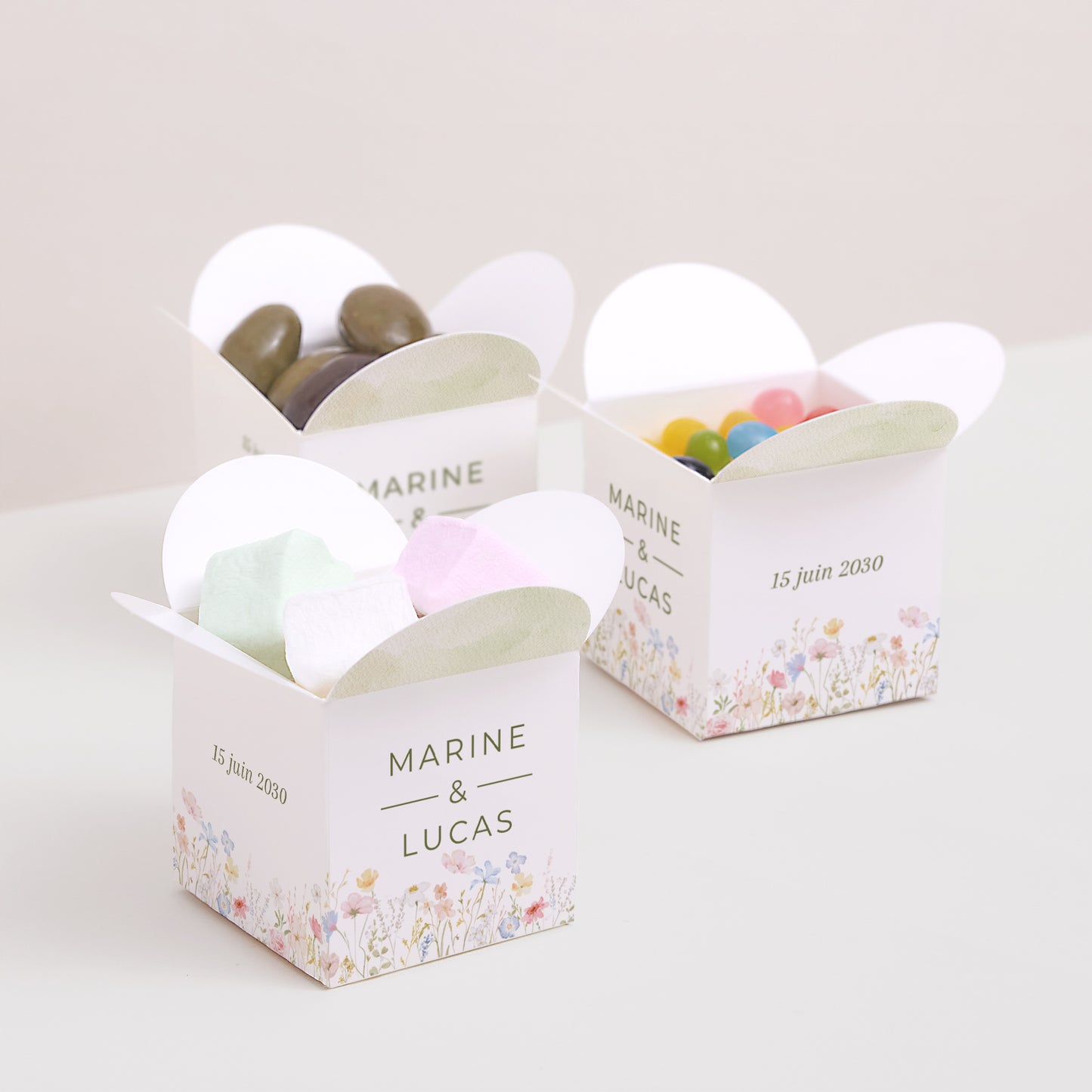 Boîte à dragées Mariage Ouverture papillon Couronne de fleurs sauvages photo N° 3