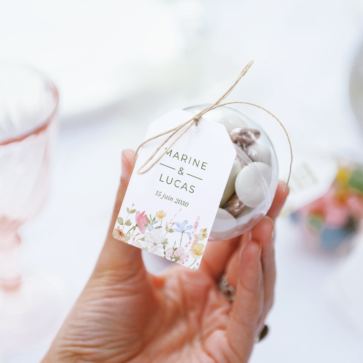 Boîte à dragées Mariage boule avec étiquette fanion Couronne de fleurs sauvages photo N° 3