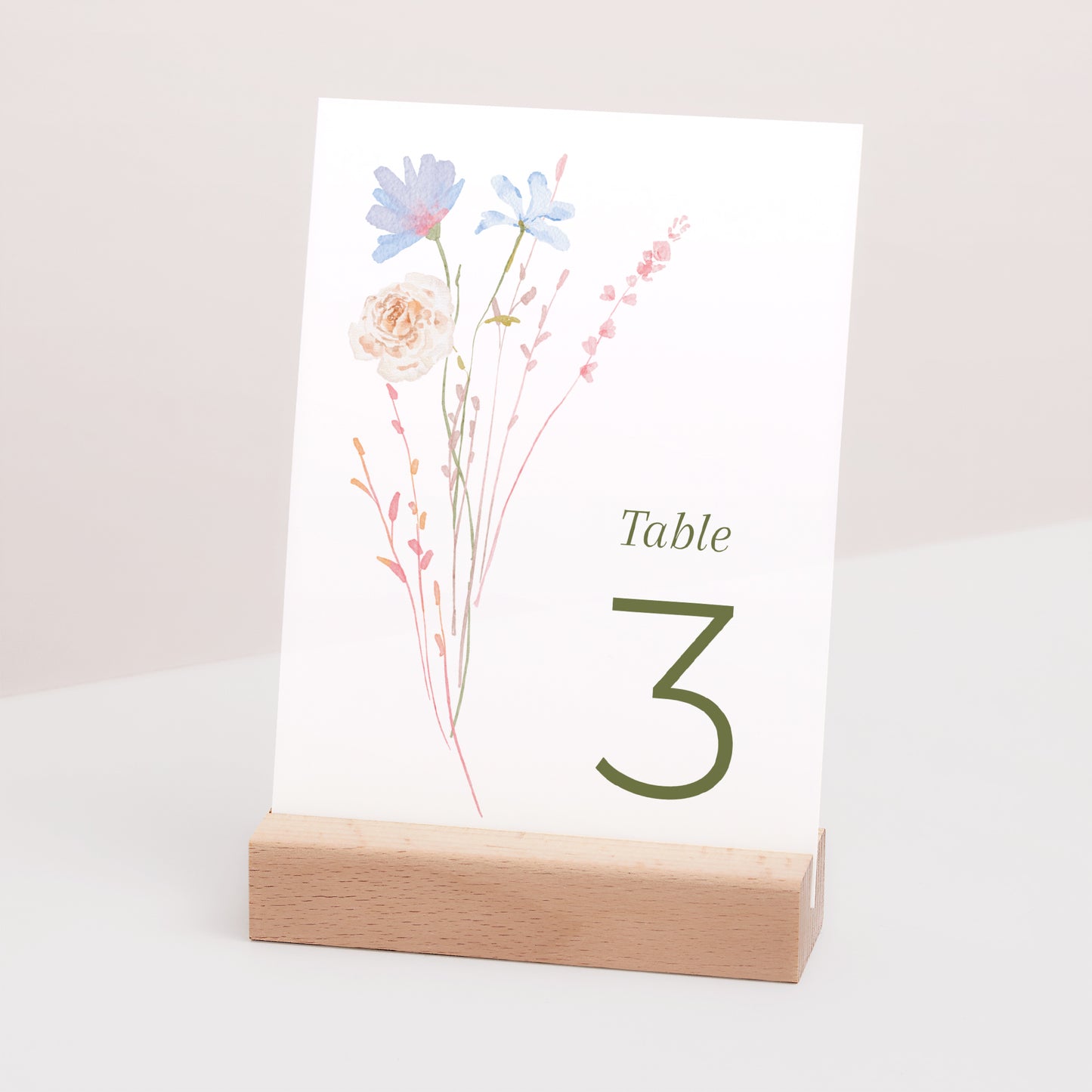 Marque table Mariage Rectangle Couronne de fleurs sauvages photo N° 3