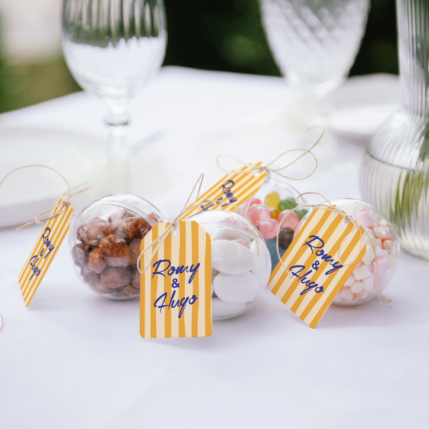 Boîte à dragées Mariage boule avec étiquette fanion Comme un air d'été photo N° 2