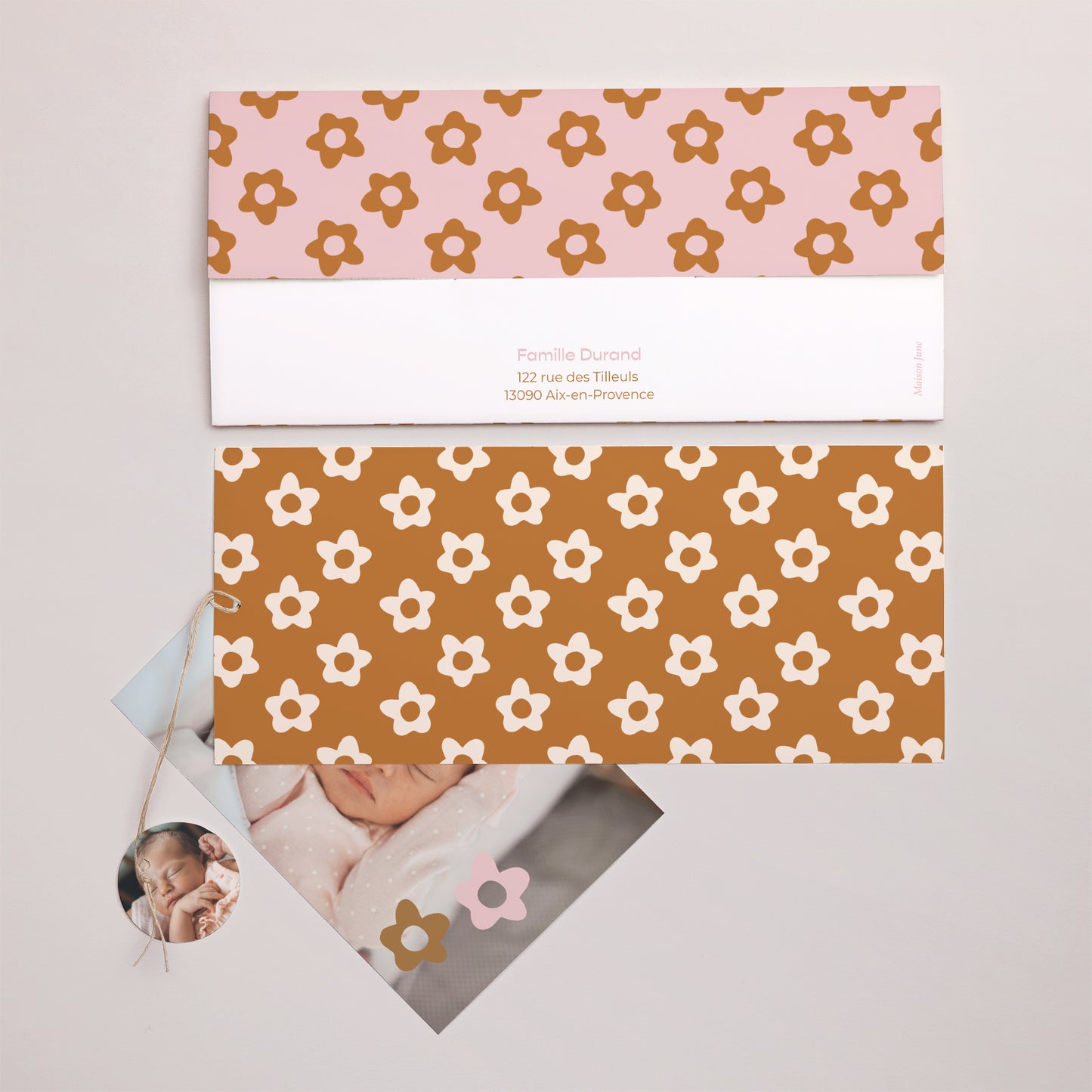Faire-part Naissance Pochette 2 cartes, étiquette Brins de fleurs photo N° 4