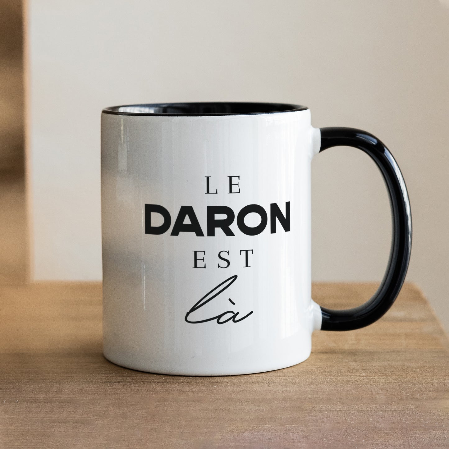 Mug Objets Noir Le Daron est là photo N° 1