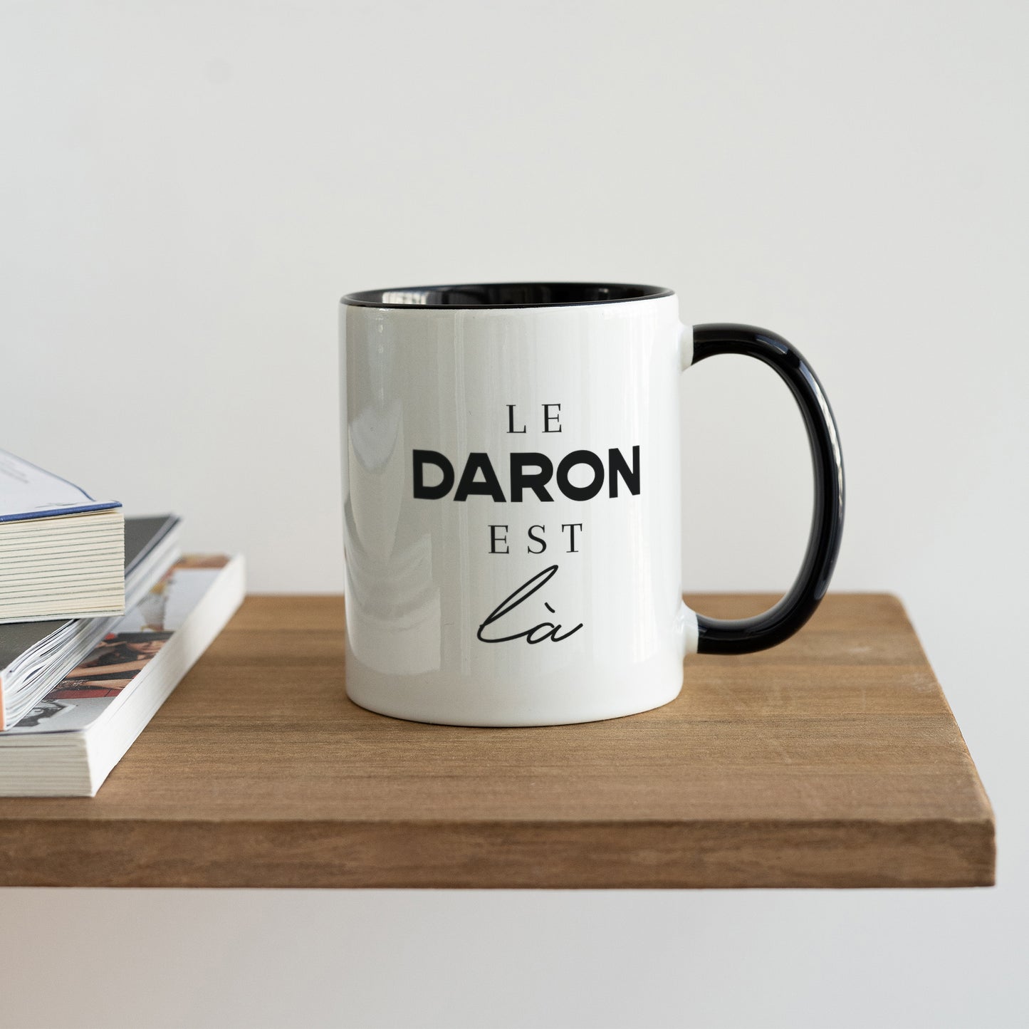 Mug Objets Noir Le Daron est là photo N° 4