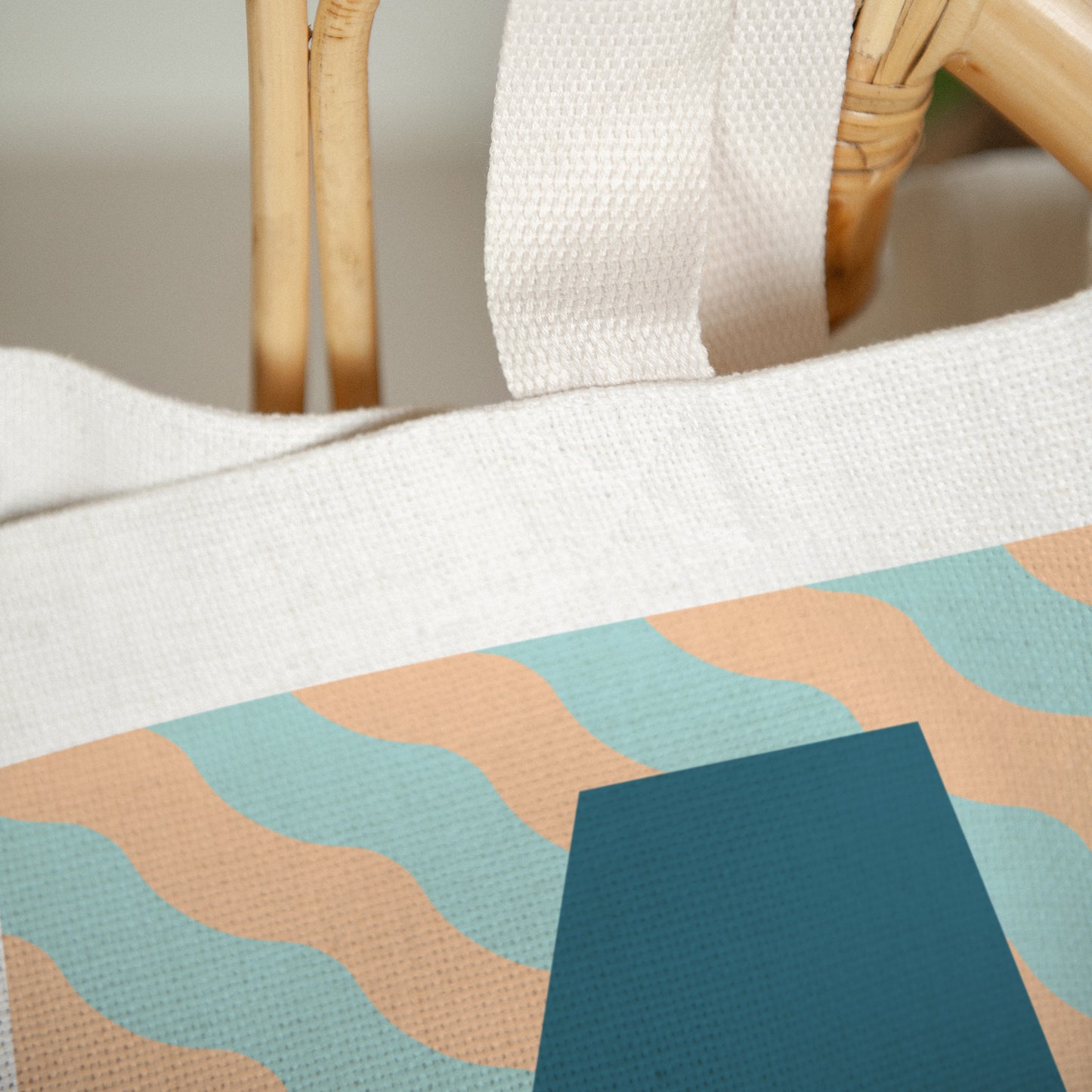 Tote bag Anse en toile Mon initiale d'amour bleu photo N° 3