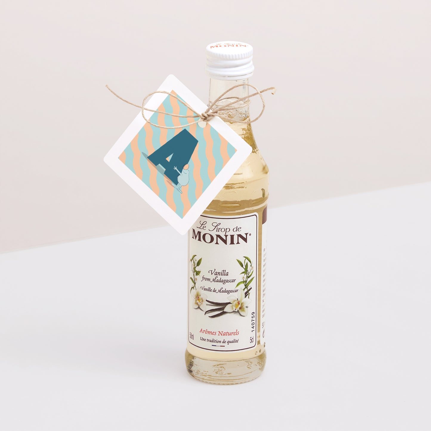 Etiquette perforée Naissance Carrée Mon initiale d'amour bleu II photo N° 3