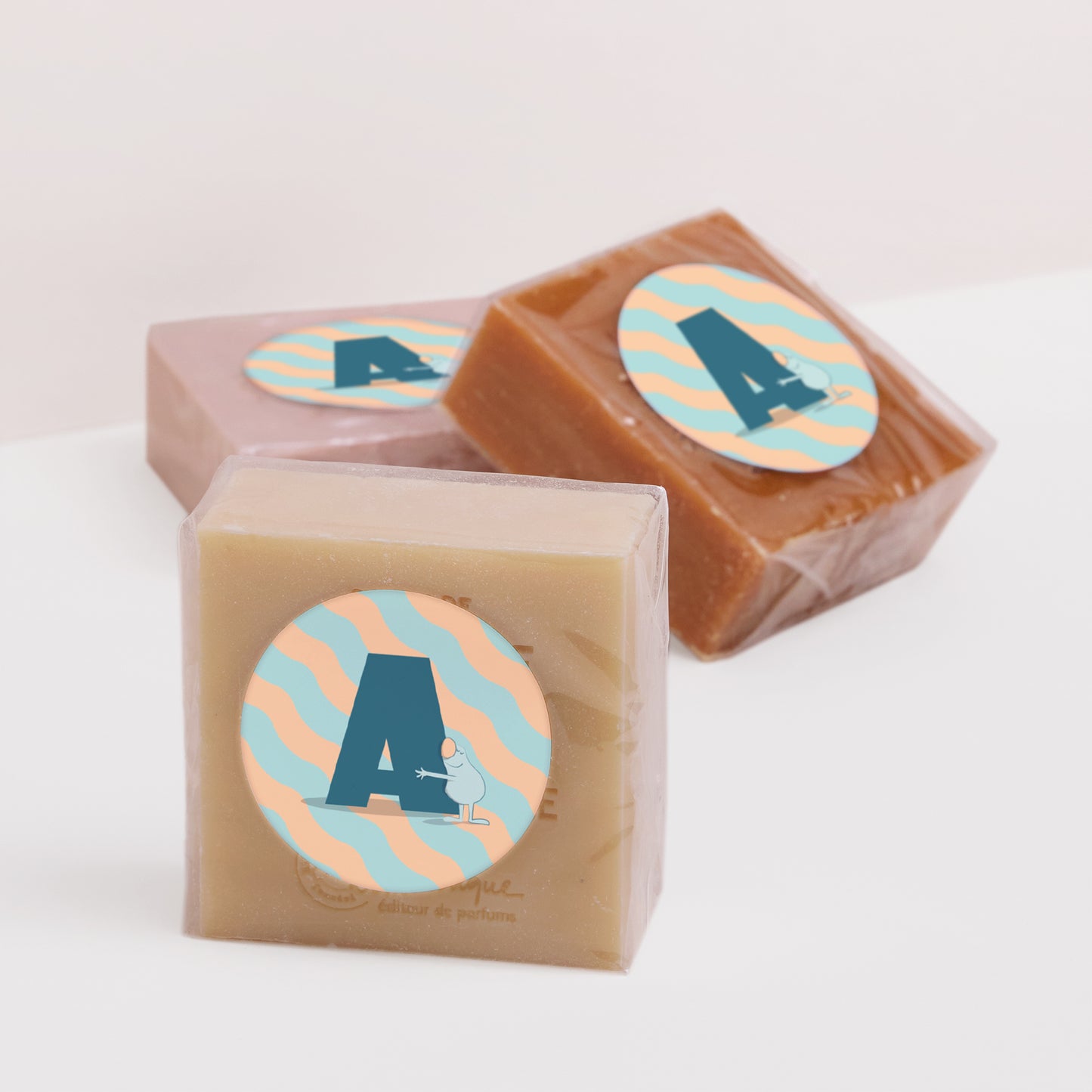 Sticker Naissance Rond Mon initial d'amour bleu II photo N° 2