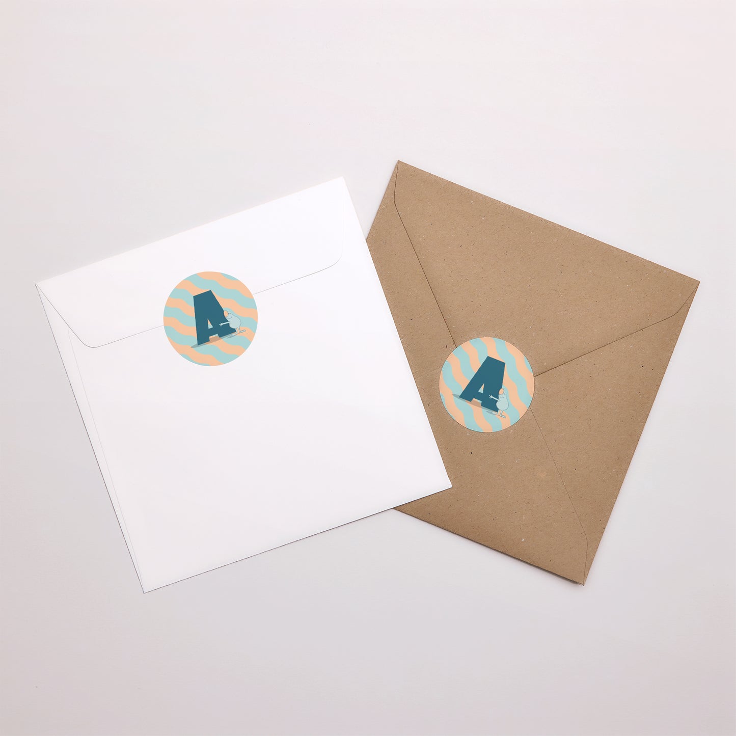 Sticker Naissance Rond Mon initiale d'amour bleu II photo N° 3