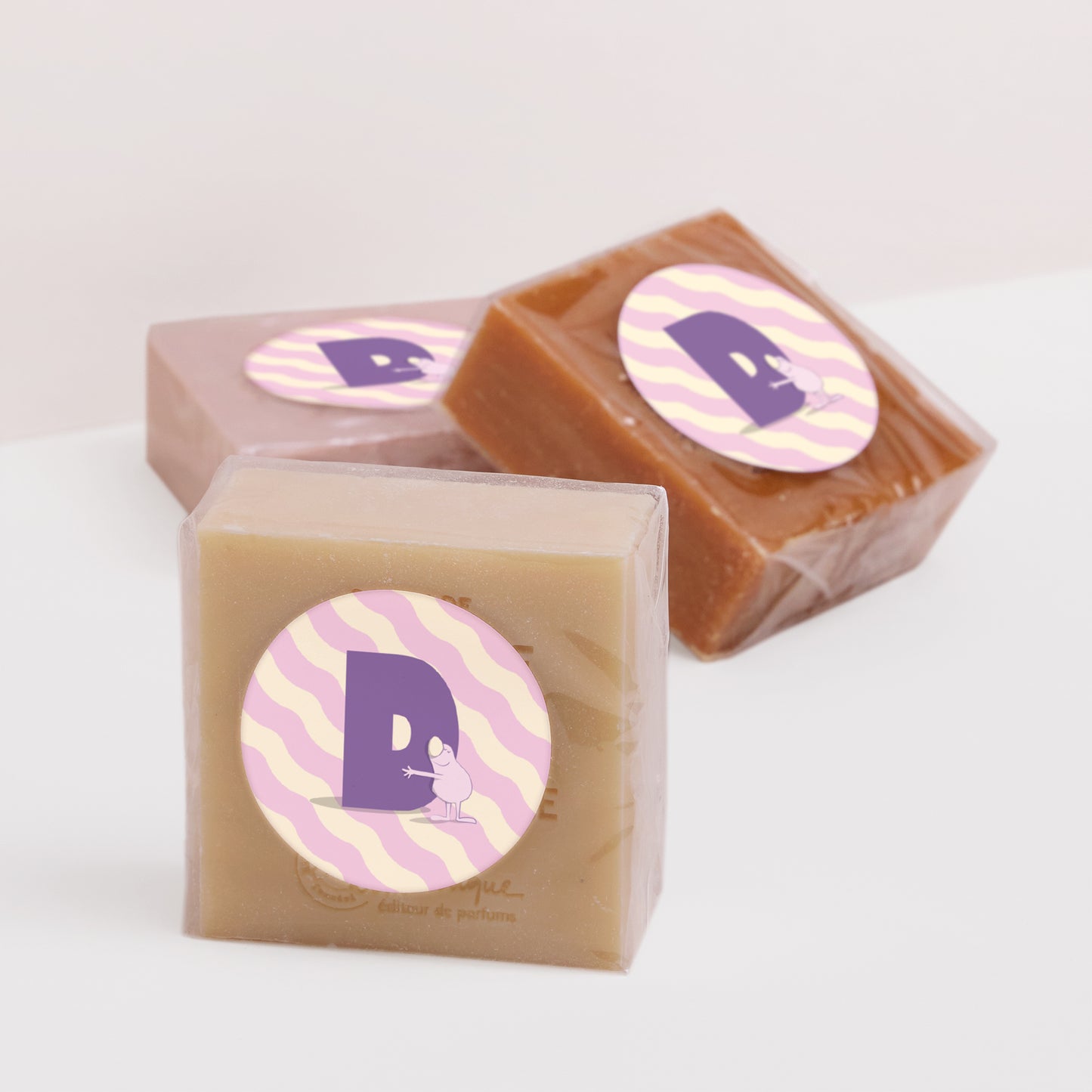 Sticker Naissance Rond Mon initial d'amour rose II photo N° 2
