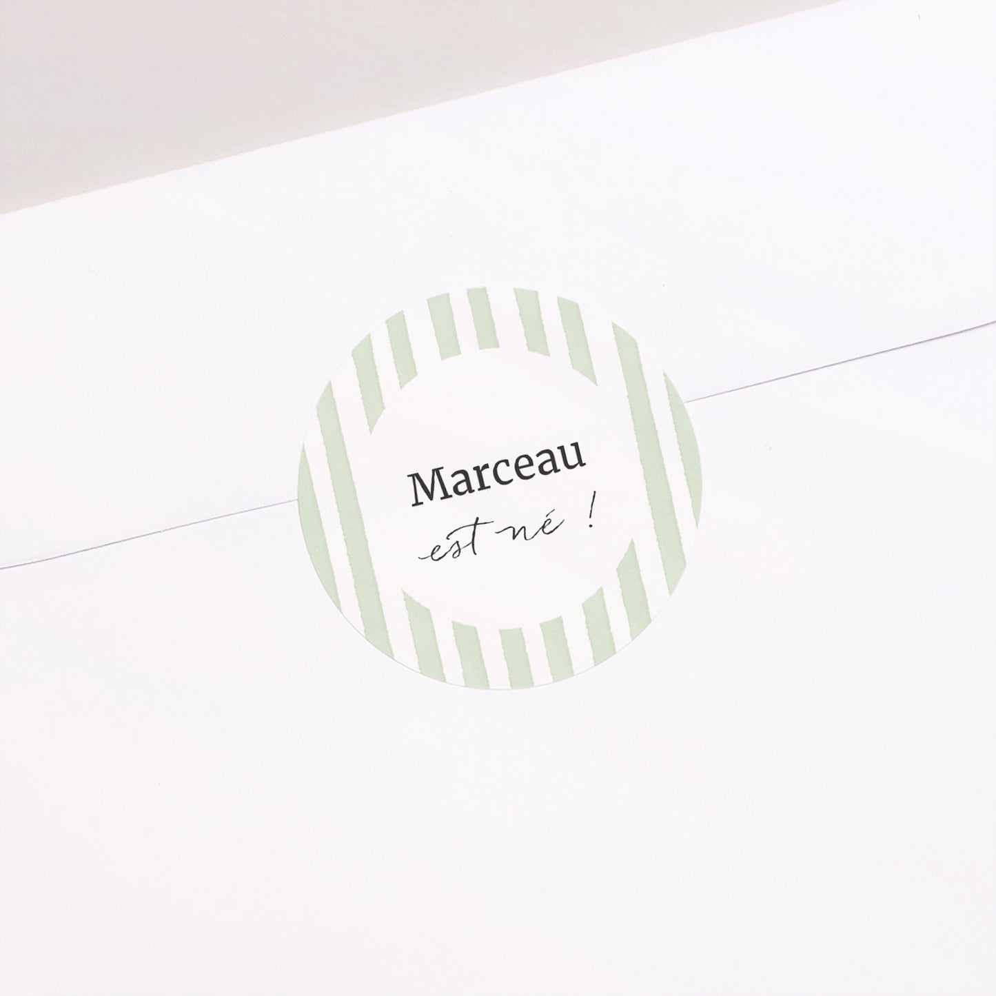 Sticker Naissance Rond Rayures vertes claires photo N° 1