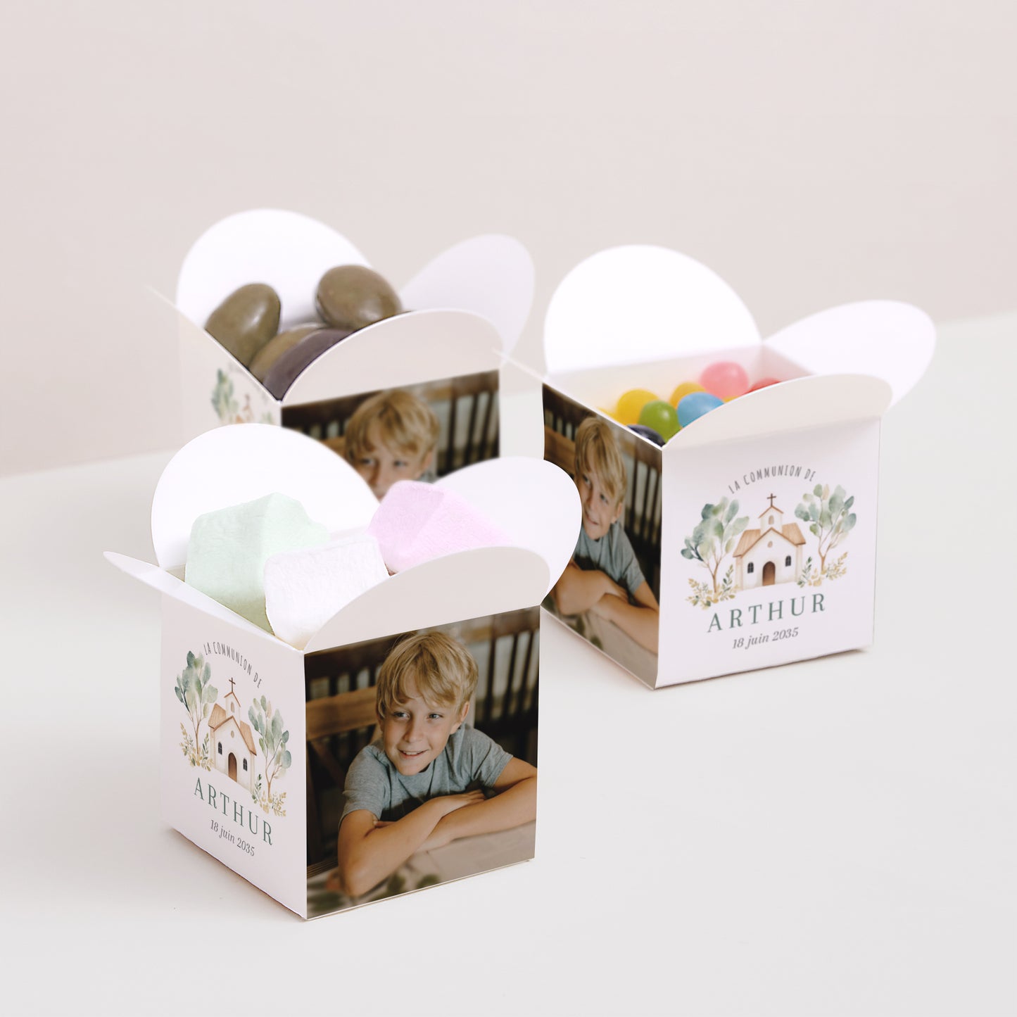 Boîte à dragées Communion Ouverture papillon La Maison de Lumière photo N° 3