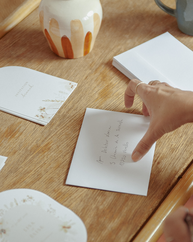 Comment écrire les noms sur le faire-part de mariage