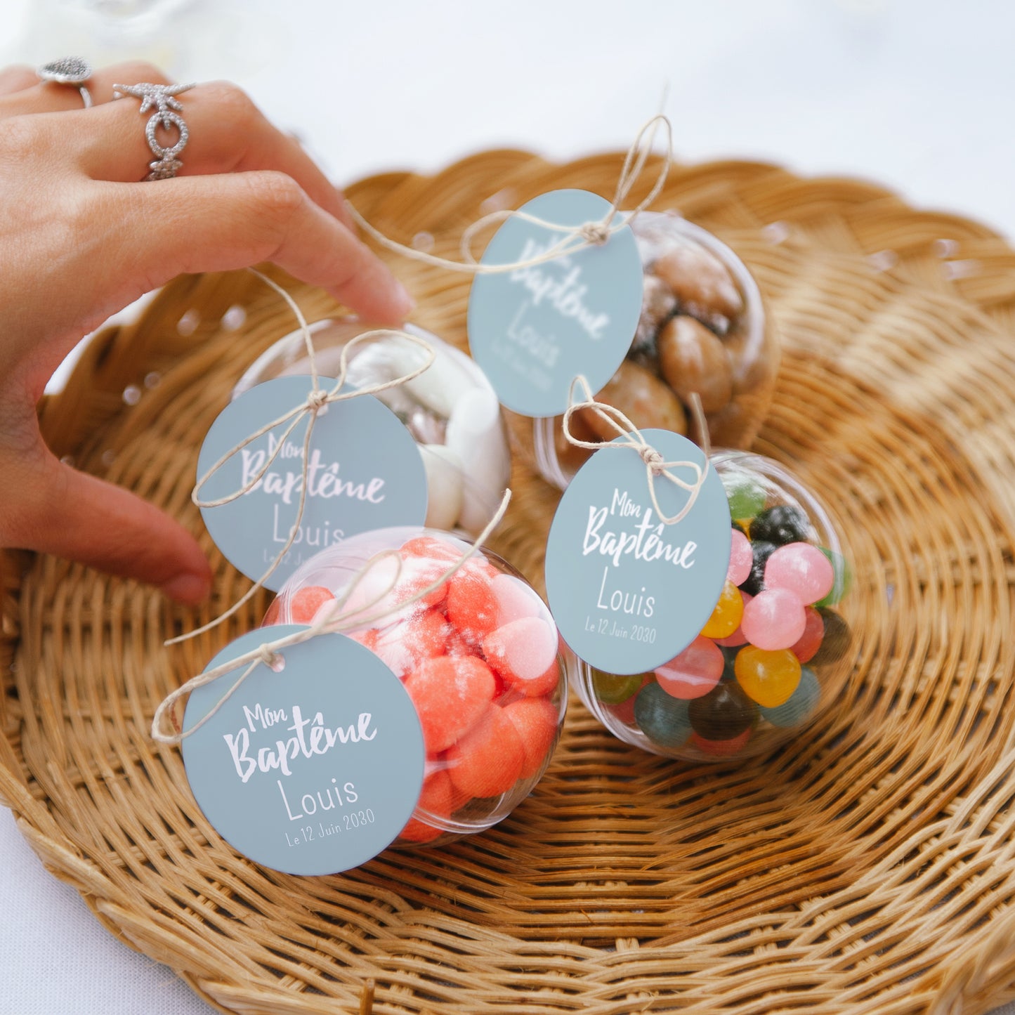 Boîte à dragées Baptême boule avec étiquette ronde Coeur Pastel photo N° 2
