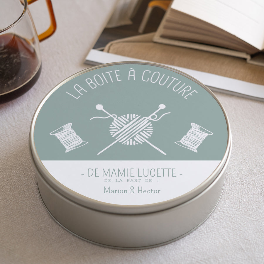 Boite métallique Objets Ronde Tricot pour Mamie photo