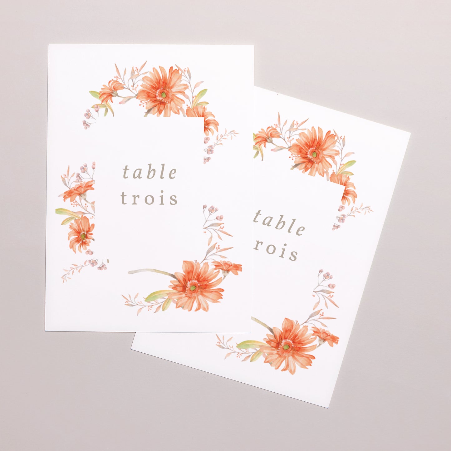 Marque table Mariage Rectangle Couronne & Fleurs Solsticiales photo N° 2