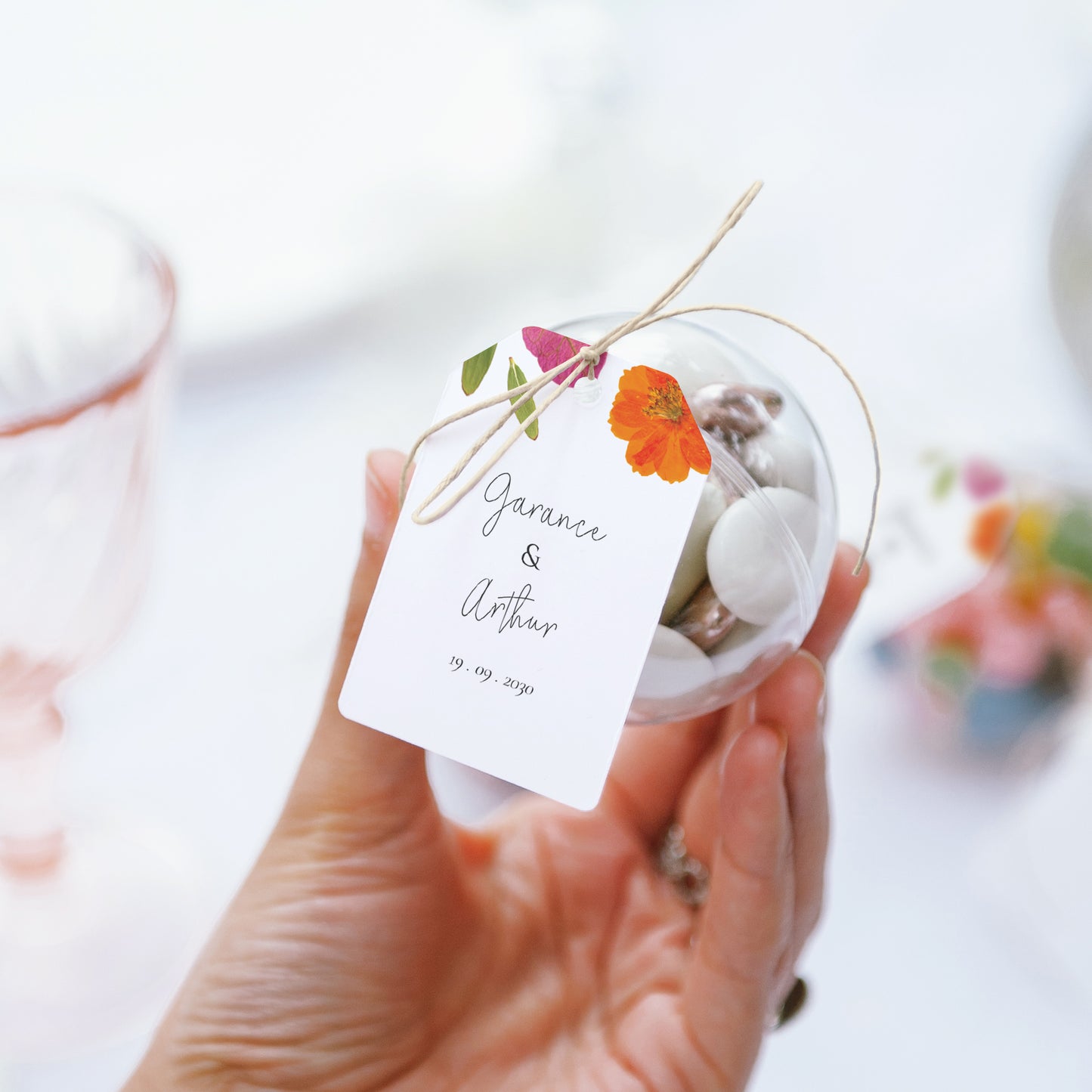 Boîte à dragées Mariage boule avec étiquette fanion Herbier Bucolique photo N° 3