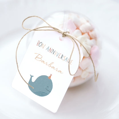 Boîte à bonbons Anniversaire Enfant boule avec étiquette fanion L'océan en fête ! photo N° 1