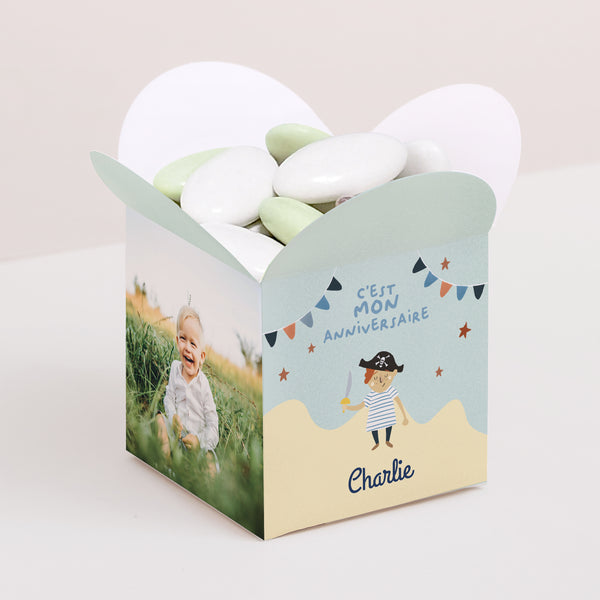 Boîte à bonbons Anniversaire Enfant Ouverture papillon Petit pirate photo