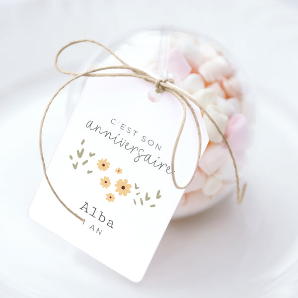 Boîte à bonbons Anniversaire Enfant boule avec étiquette fanion Thème Floral photo