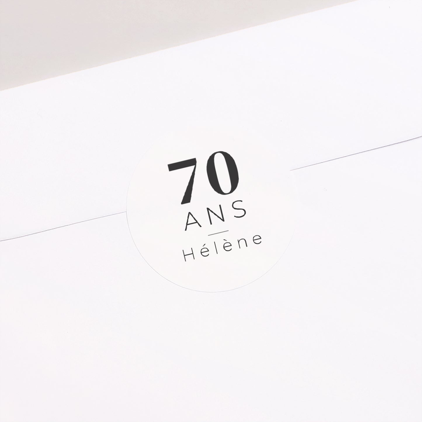 Sticker Anniversaire Adulte Rond 8 Photos, 70 ans, rectangle recto-verso photo N° 1