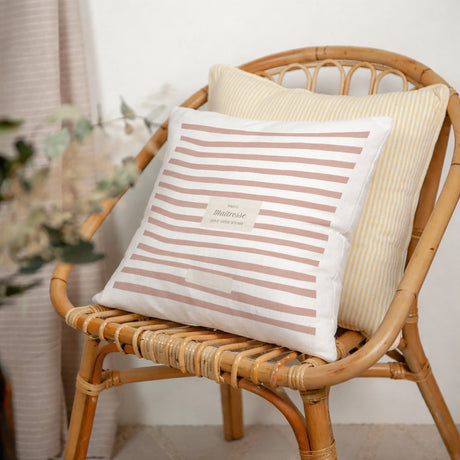 Coussin Beige naturel Rayures d’écolière, Rose