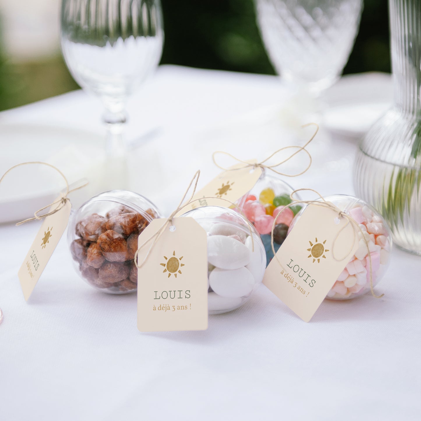 Boîte à bonbons Anniversaire Enfant boule avec étiquette fanion Animaux Savane photo N° 2